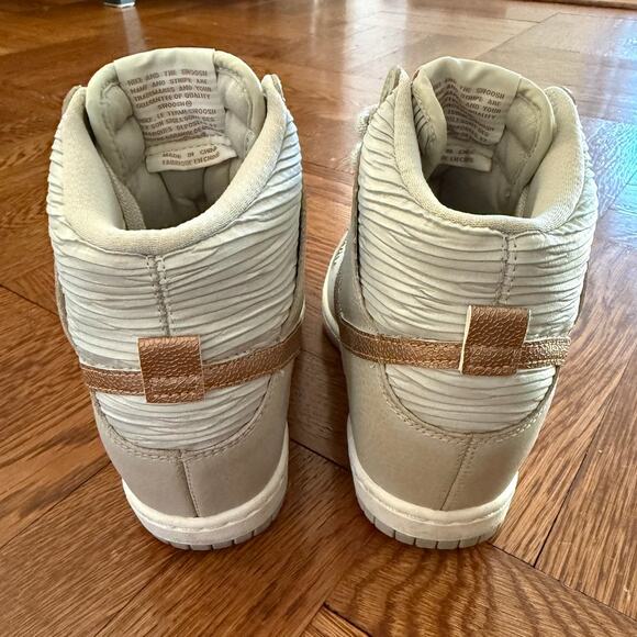 Rare Nike Dunk High Sky Hi Light Bone Metallic Red Bronze Sneaker Sz 5.5 - Picture 6 of 12